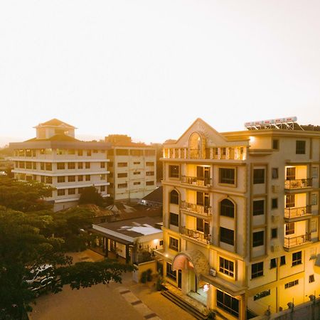 Westwood Residences Αρούσα Εξωτερικό φωτογραφία