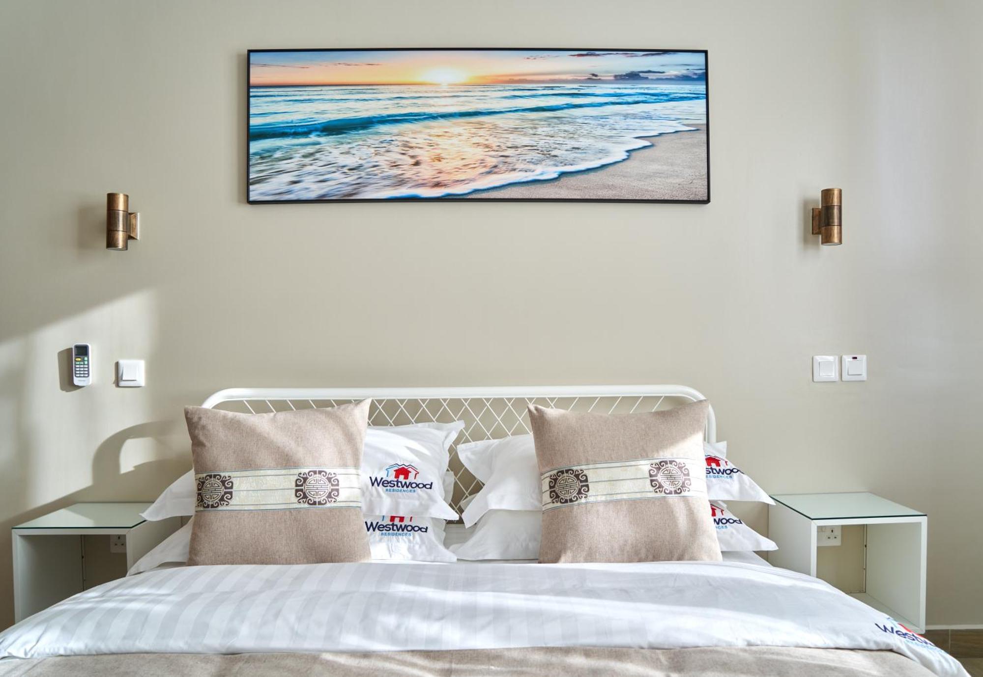 Westwood Residences Αρούσα Εξωτερικό φωτογραφία