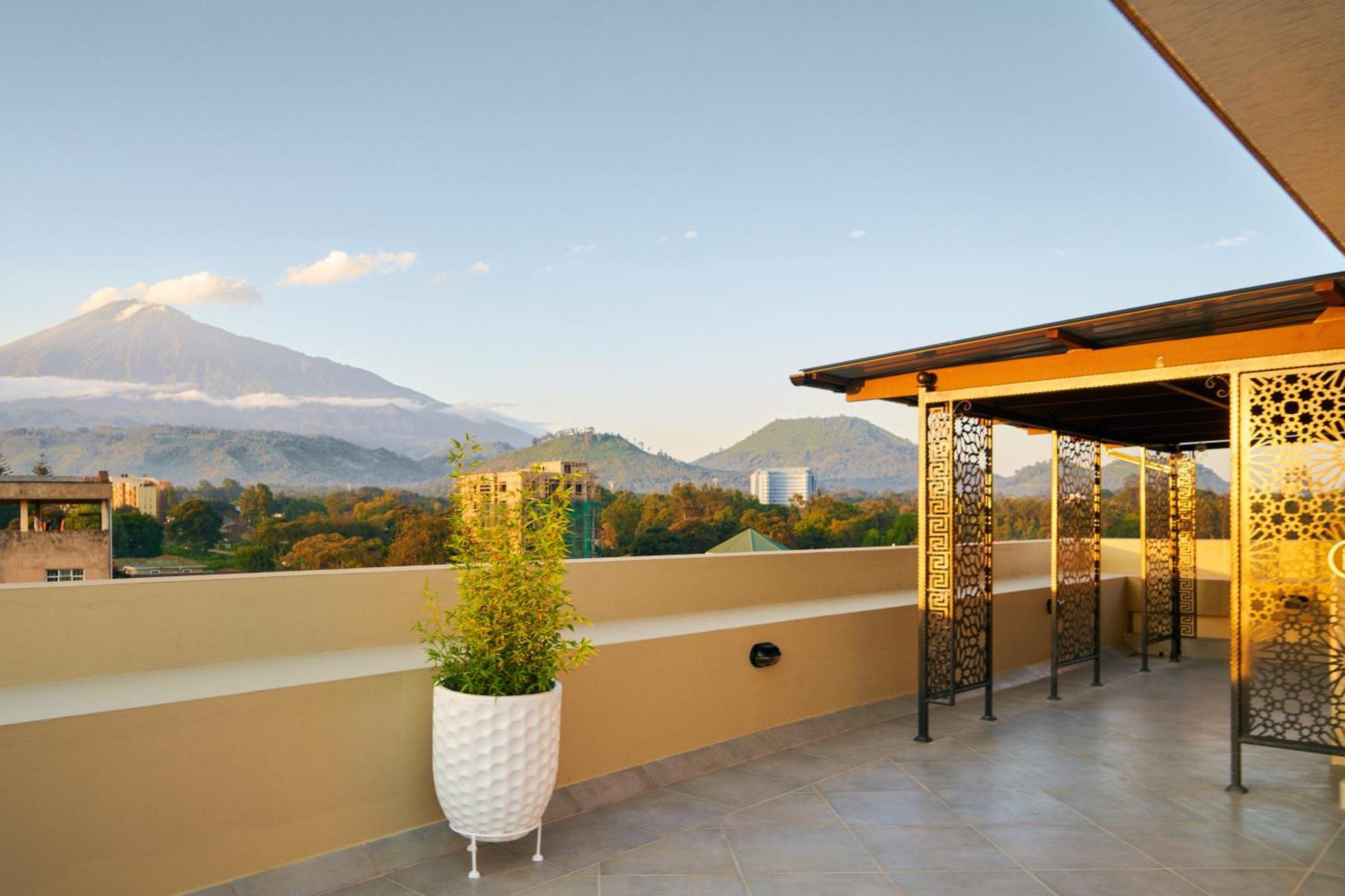 Westwood Residences Αρούσα Εξωτερικό φωτογραφία